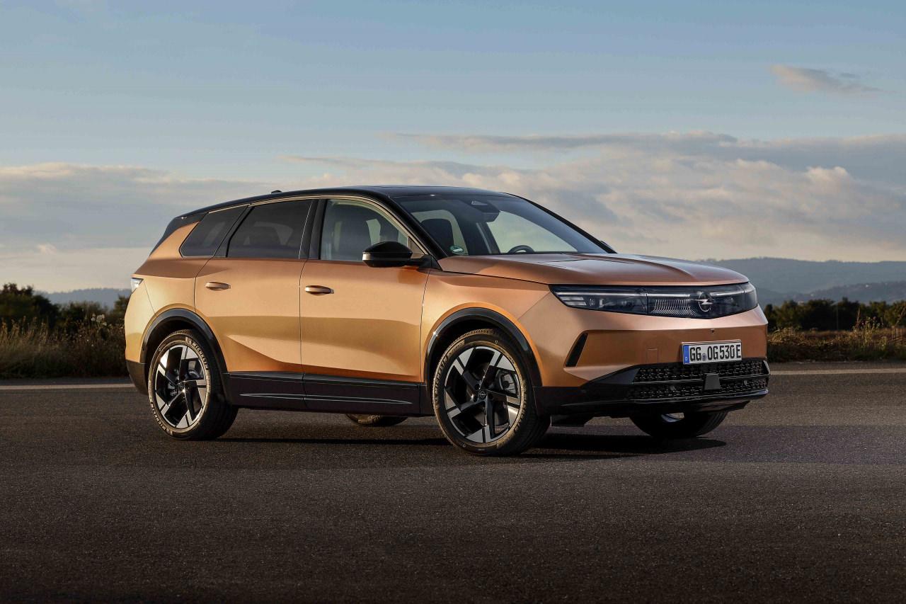 Opel'in yeni Grandland modelinde tarih verildi