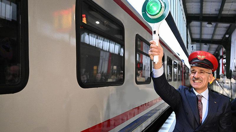 Bakan Uraloğlu: Turistik Doğu Ekspresi seferleri 23 Aralık’ta başlayacak