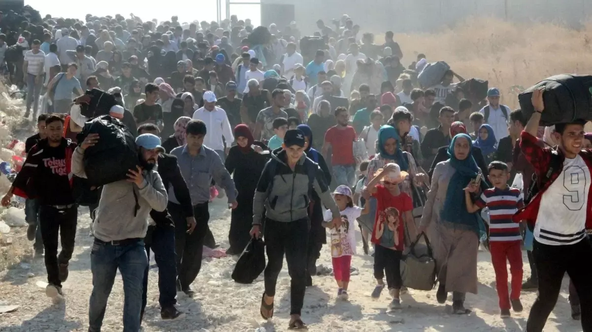 Avrupa Birliği, Türkiye’ye mülteciler için ek 1 milyar euroluk fon sağlayacak