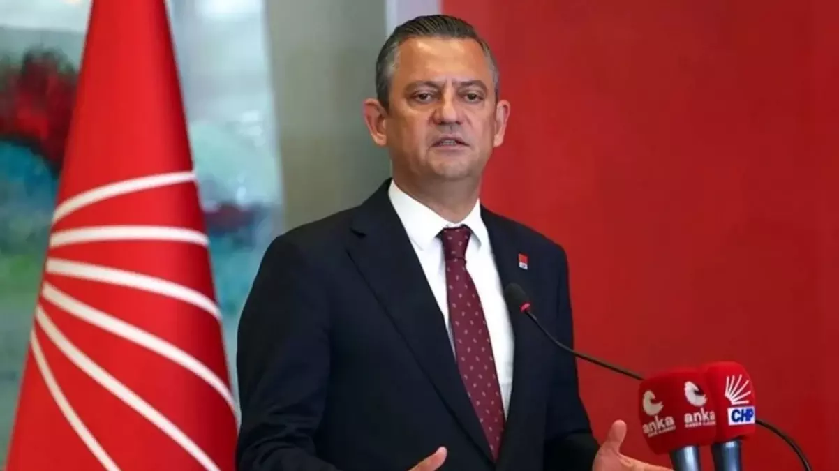 Özgür Özel, Cumhurbaşkanı Erdoğan ile görüşen AB Komisyonu Başkanı’na ateş püskürdü