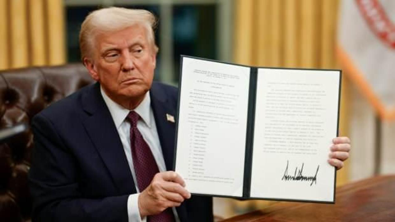 Trump, Kanada ve Meksika’ya ekonomik savaş başlattı