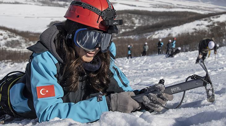 AFAD Tunceli’nin dağlarından hayat kurtaracak gönüllüler yetiştiriyor