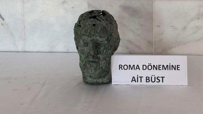 Roma dönemine ait büstü satmak isteyen 2 kişi yakalandı