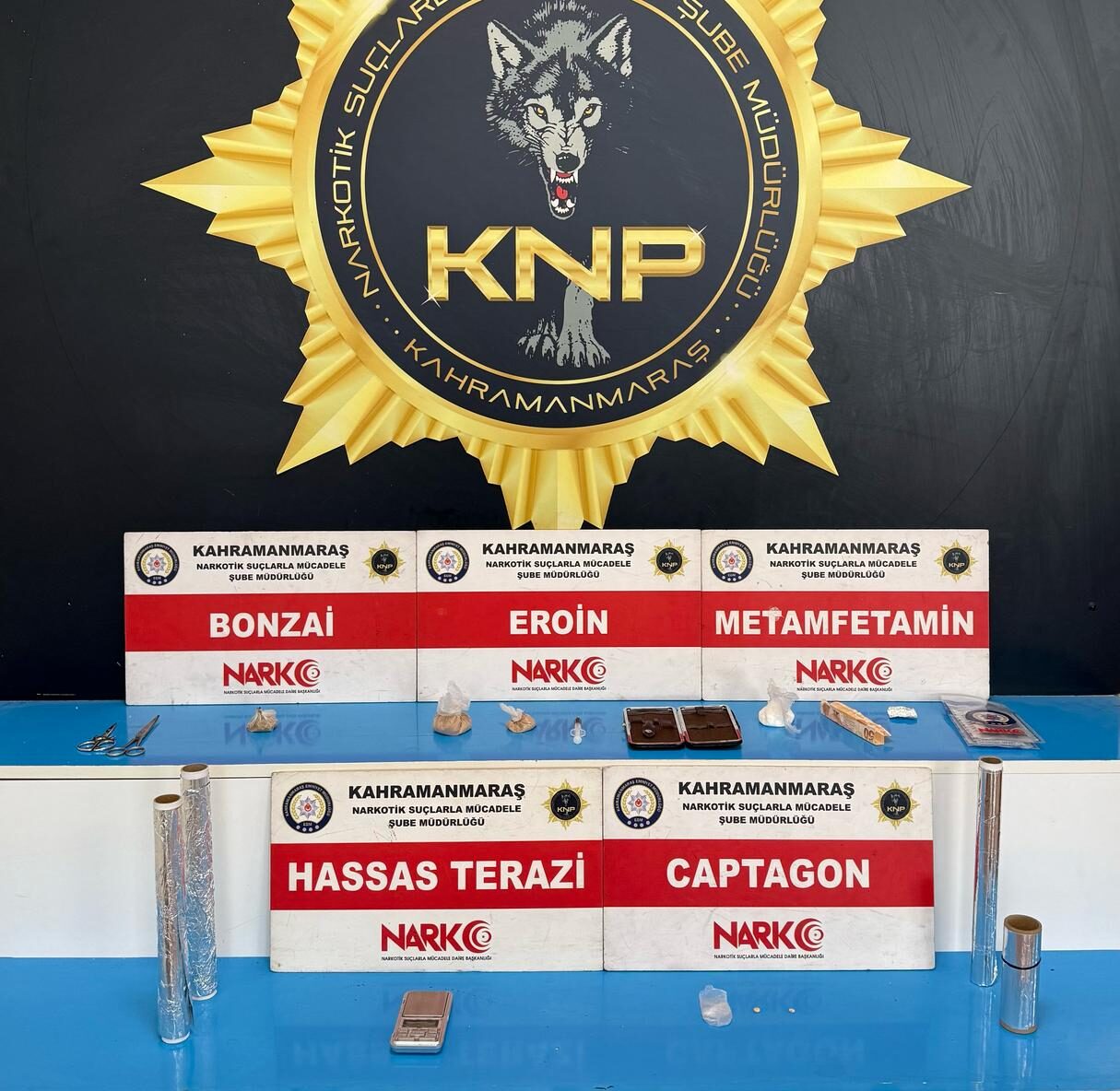    UYUŞTURUCU MADDE OPERASYONUNDA 12 ŞAHIS TUTUKLANDI