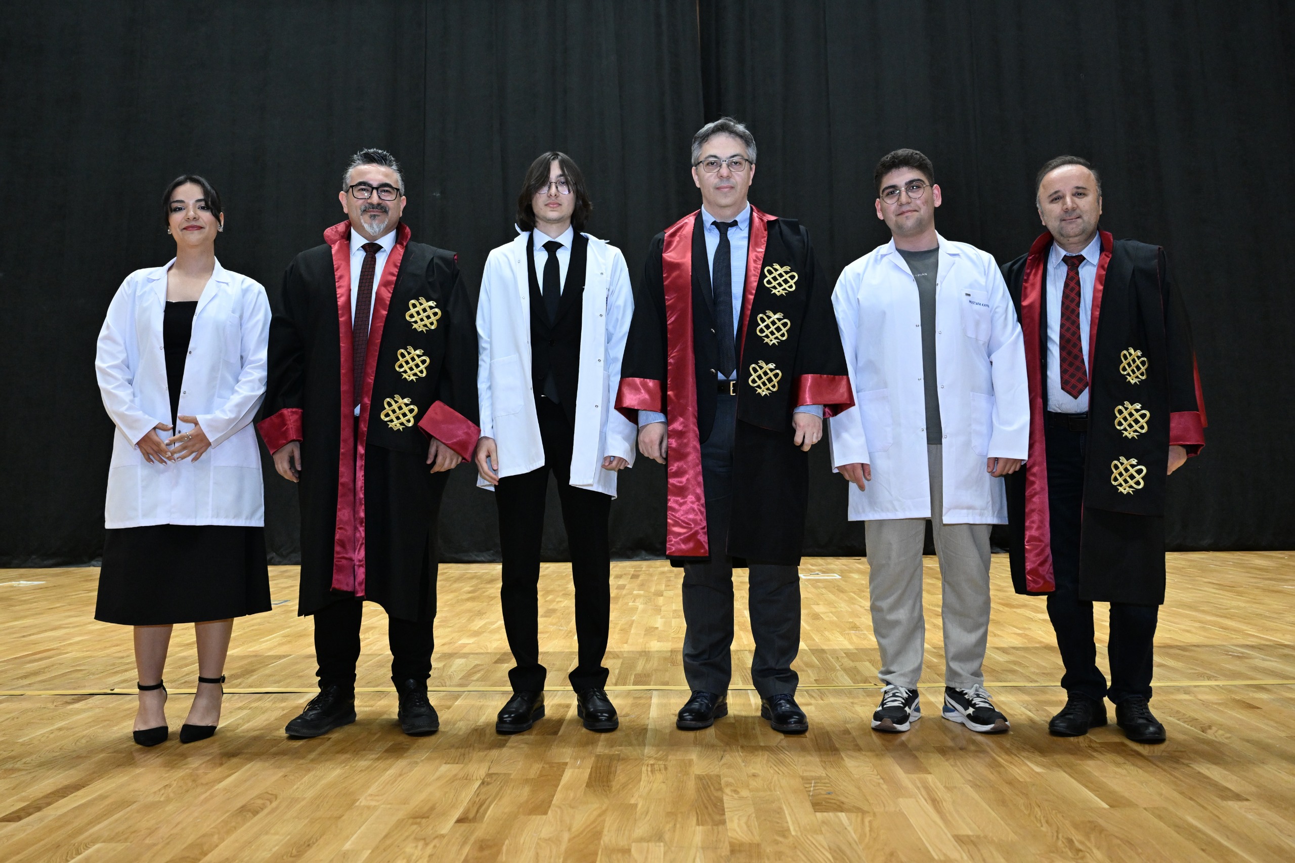 KSÜ’de Beyaz Önlük Giyme Töreni ve “İyi Hekimlik” Konulu Konferans Düzenlendi