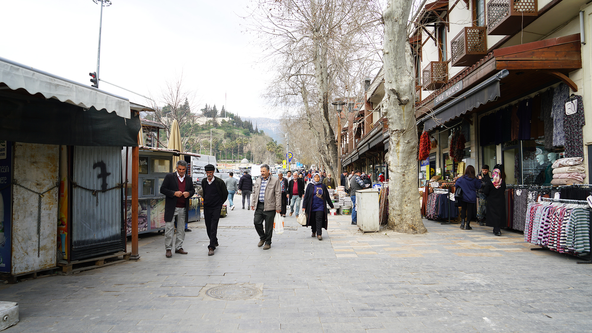Büyükşehir’in Emekli Pazar Desteği Büyük Memnuniyet Oluşturdu
