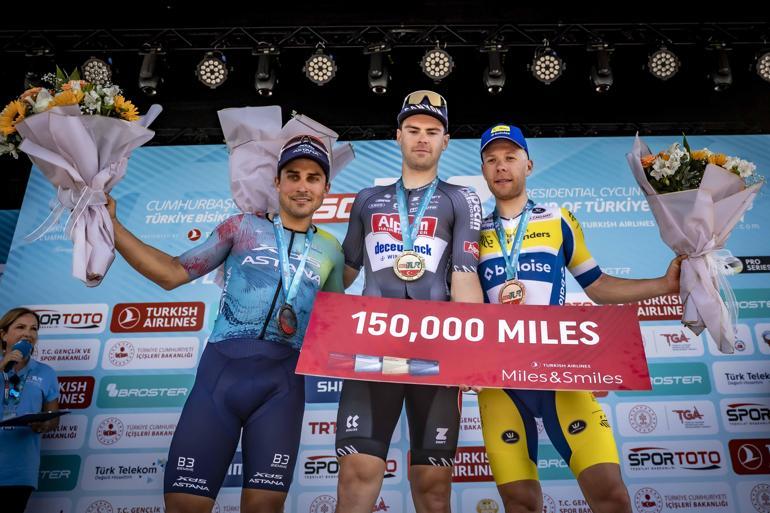 TUR 2025'in Antalya-Antalya Etabı'nı Simon Dehairs kazandı