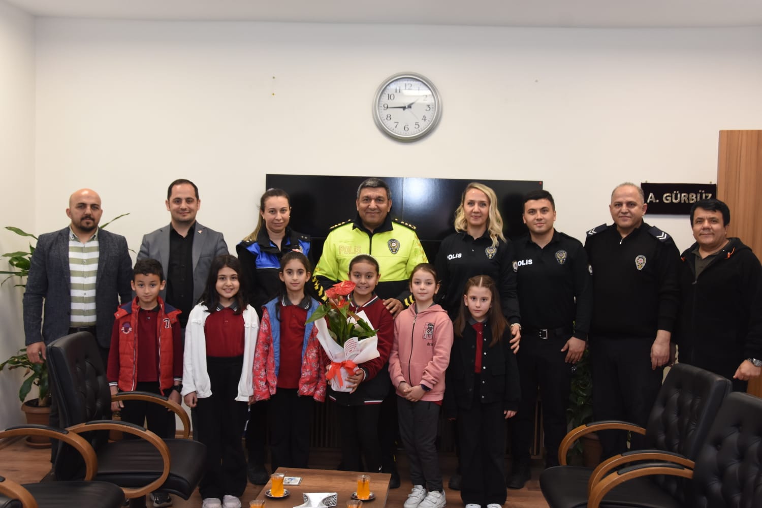  POLİS HAFTASINDA ÖĞRENCİLERİMİZDEN ZİYARET