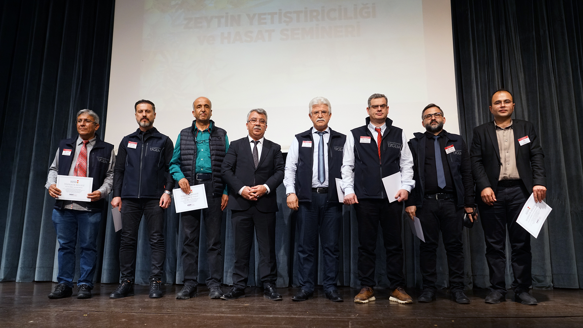 Zeytin Üretimine Değer Katacak Seminer Büyük İlgi Gördü