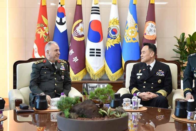 Genelkurmay Başkanı Orgeneral Gürak, Kore Cumhuriyeti'nde