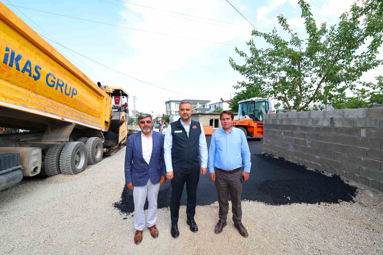 Onikişubat’ta 3 mahalleye 55 milyon liralık asfalt