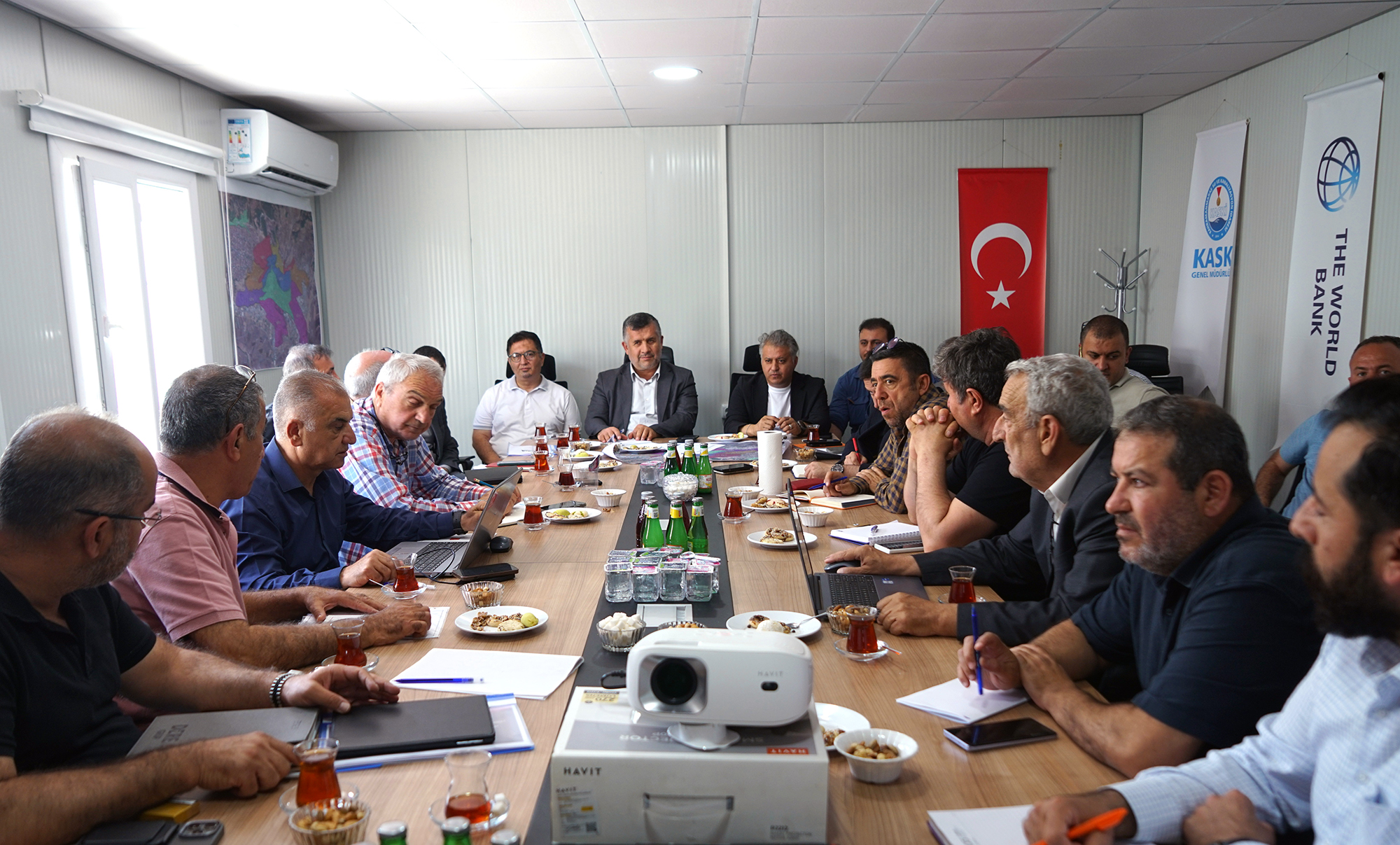 KASKİ Yönetimi Müteahhitleri Topladı…