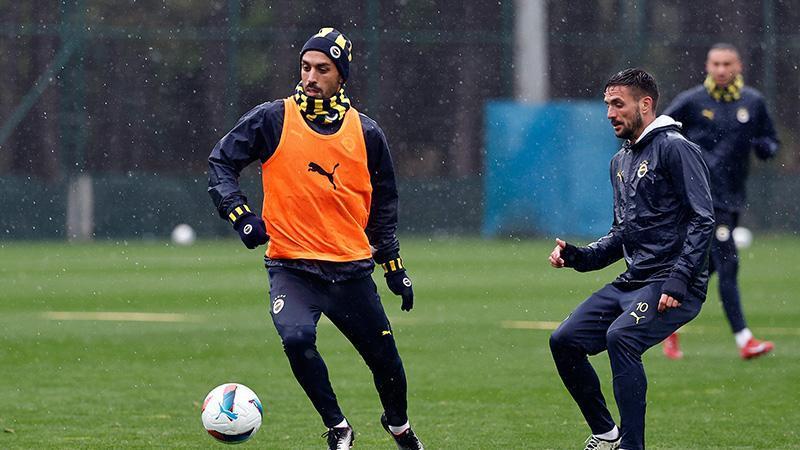 Fenerbahçe’de Beşiktaş derbisi hazırlıkları sürüyor