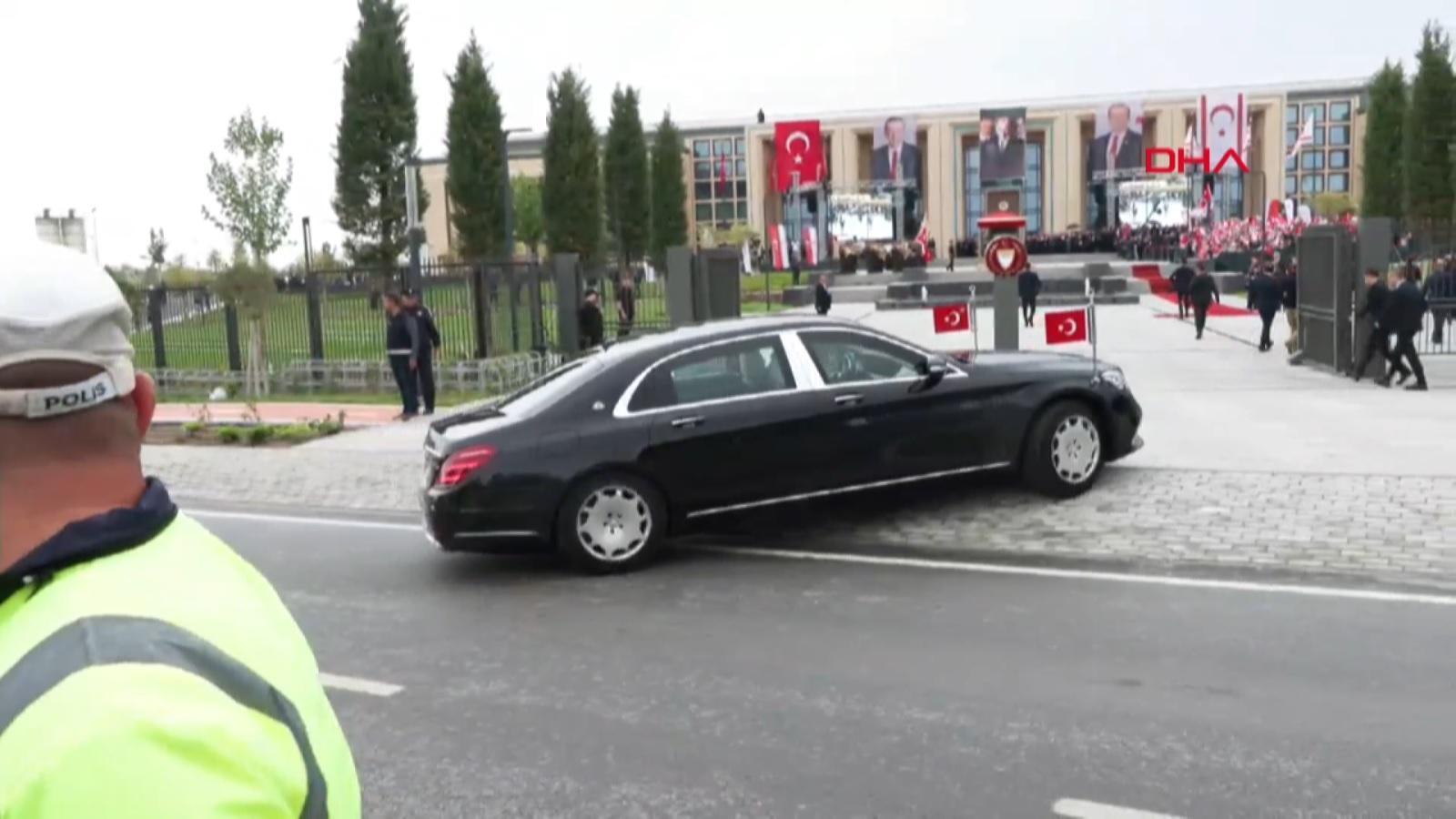 Cumhurbaşkanı Erdoğan, KKTC’de yeni Cumhurbaşkanlığı Yerleşkesi’ne giriş yaptı