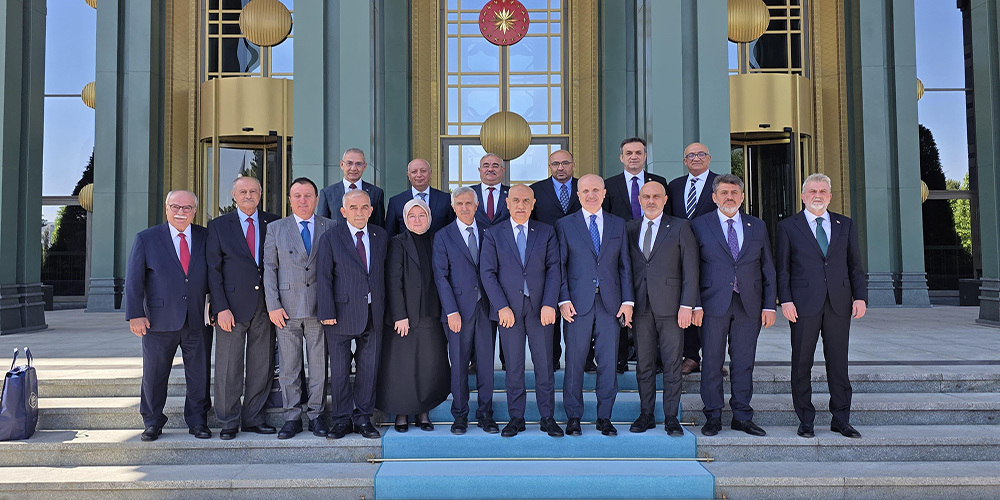  Üniversiteler İçin Yeniden Yapılandırma Toplantısı Gerçekleştirildi