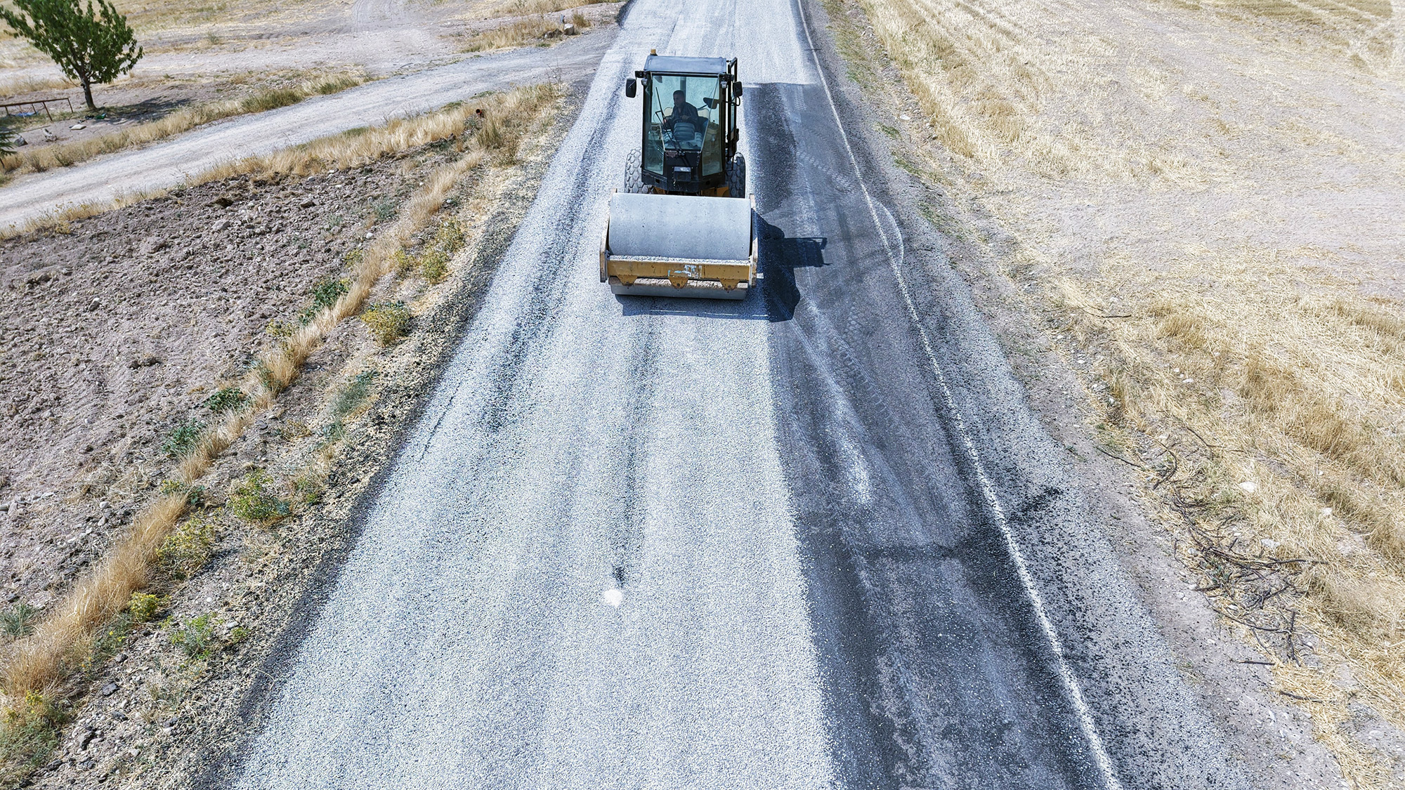 Büyükşehir’den Elbistan’a Bir Ulaşım Yatırımı Daha; İncecik’in Yolu İyileştiriliyor