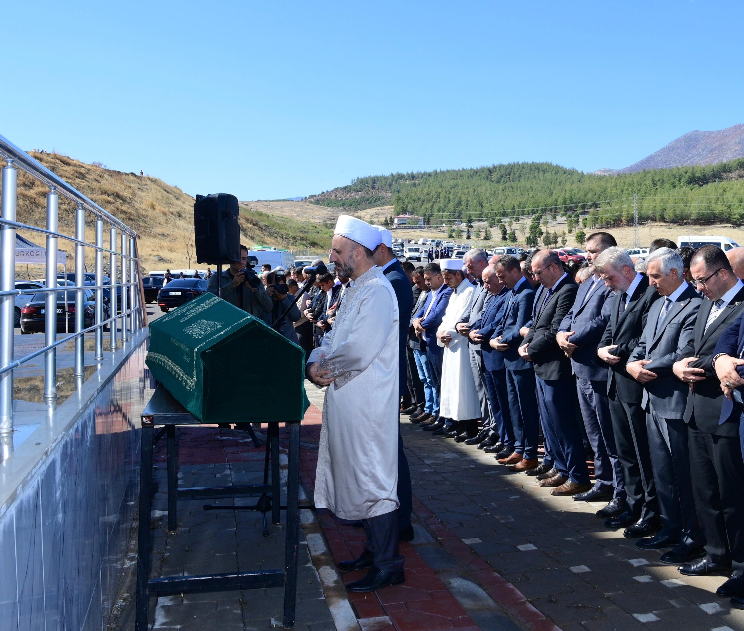 Başkan Görgel, Türkoğlu Belediye Başkanı Karaca’nın Acısını Paylaştı