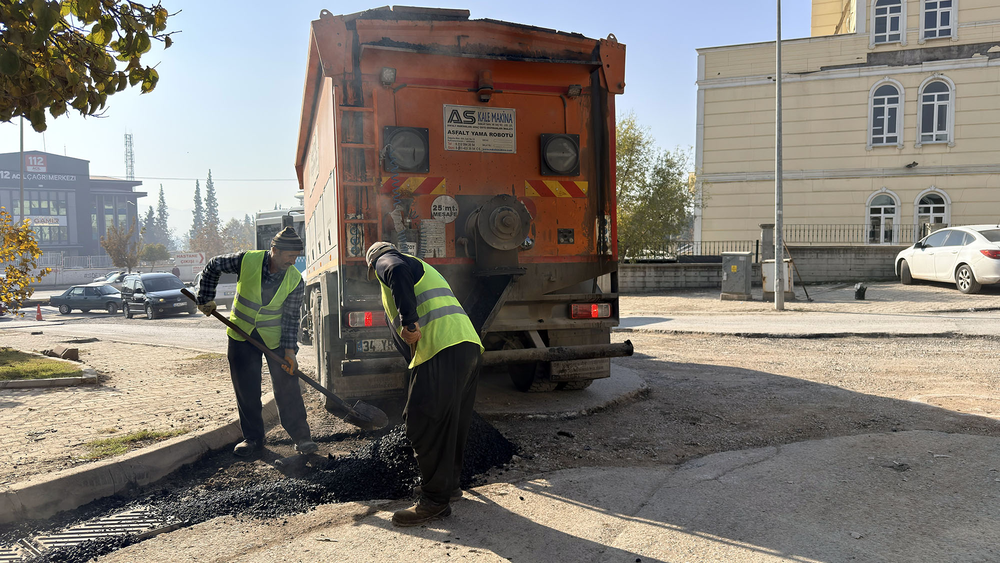 Altyapısı Tamamlanan Yollar Bir Bir Tamir Ediliyor