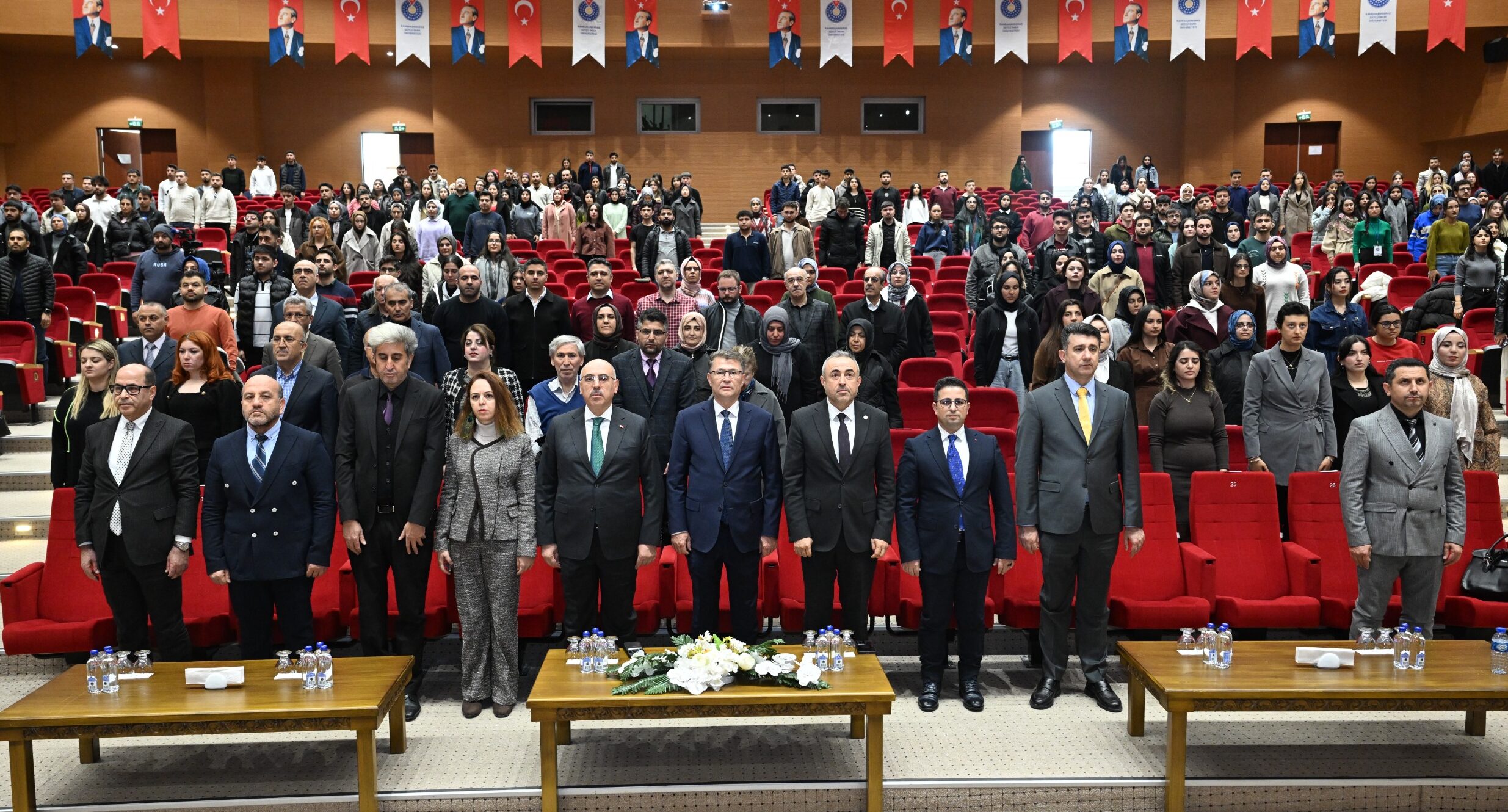 KSÜ’de Dünya Türk Dili Ailesi Günü Konferansla Kutlandı