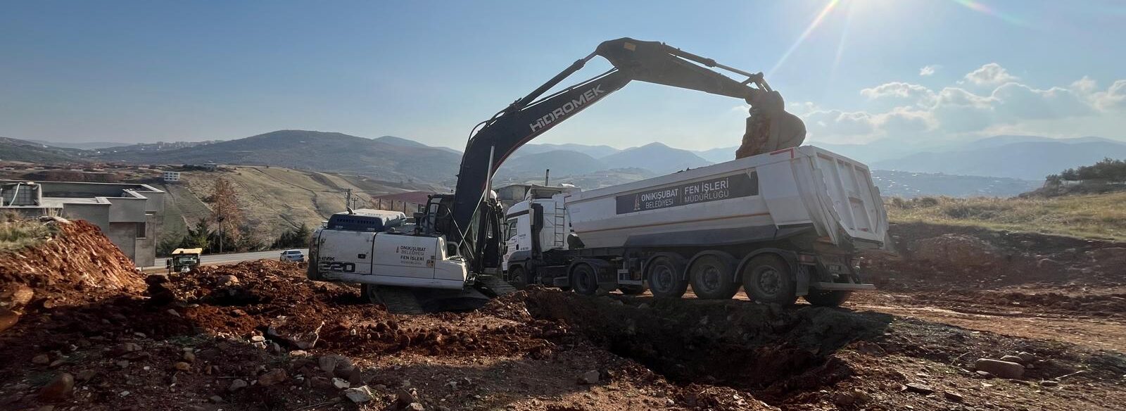 Onikişubat Belediyesi’nden 17 kırsal mahallede 26 farklı noktada yoğun hizmet mesaisi