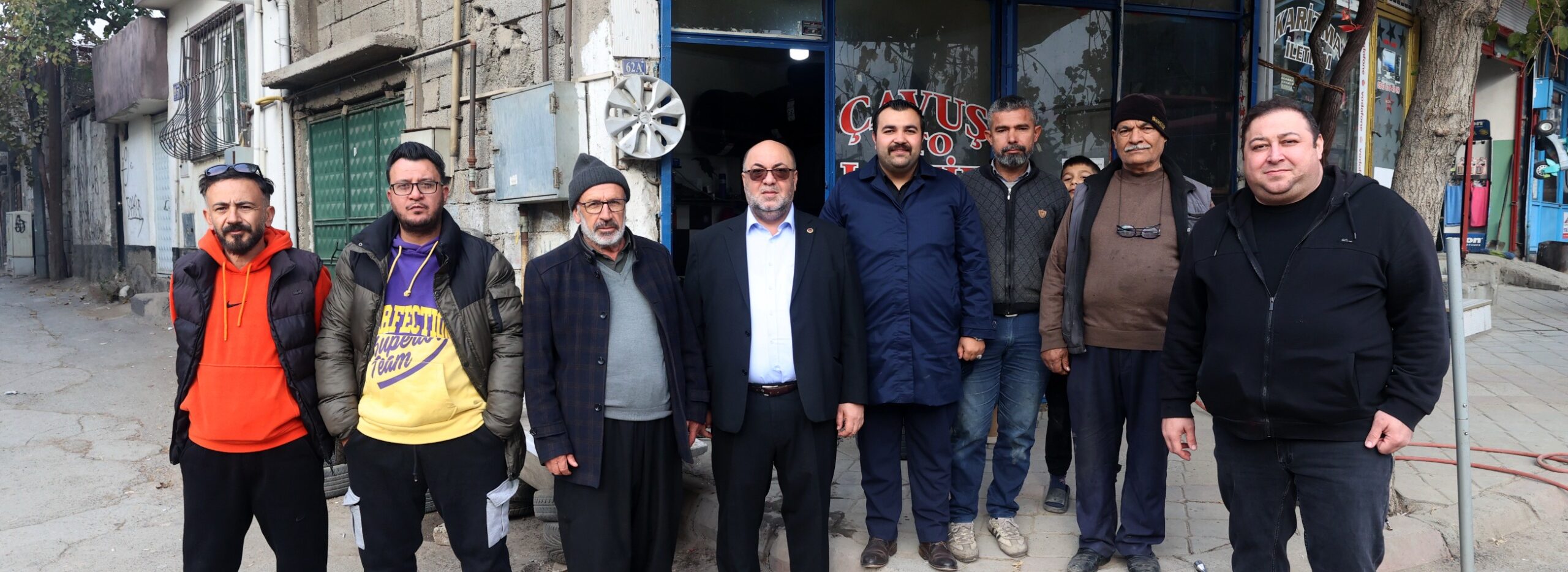 Başkan Akpınar’dan Sakarya Çarşısında Esnaf Ziyareti