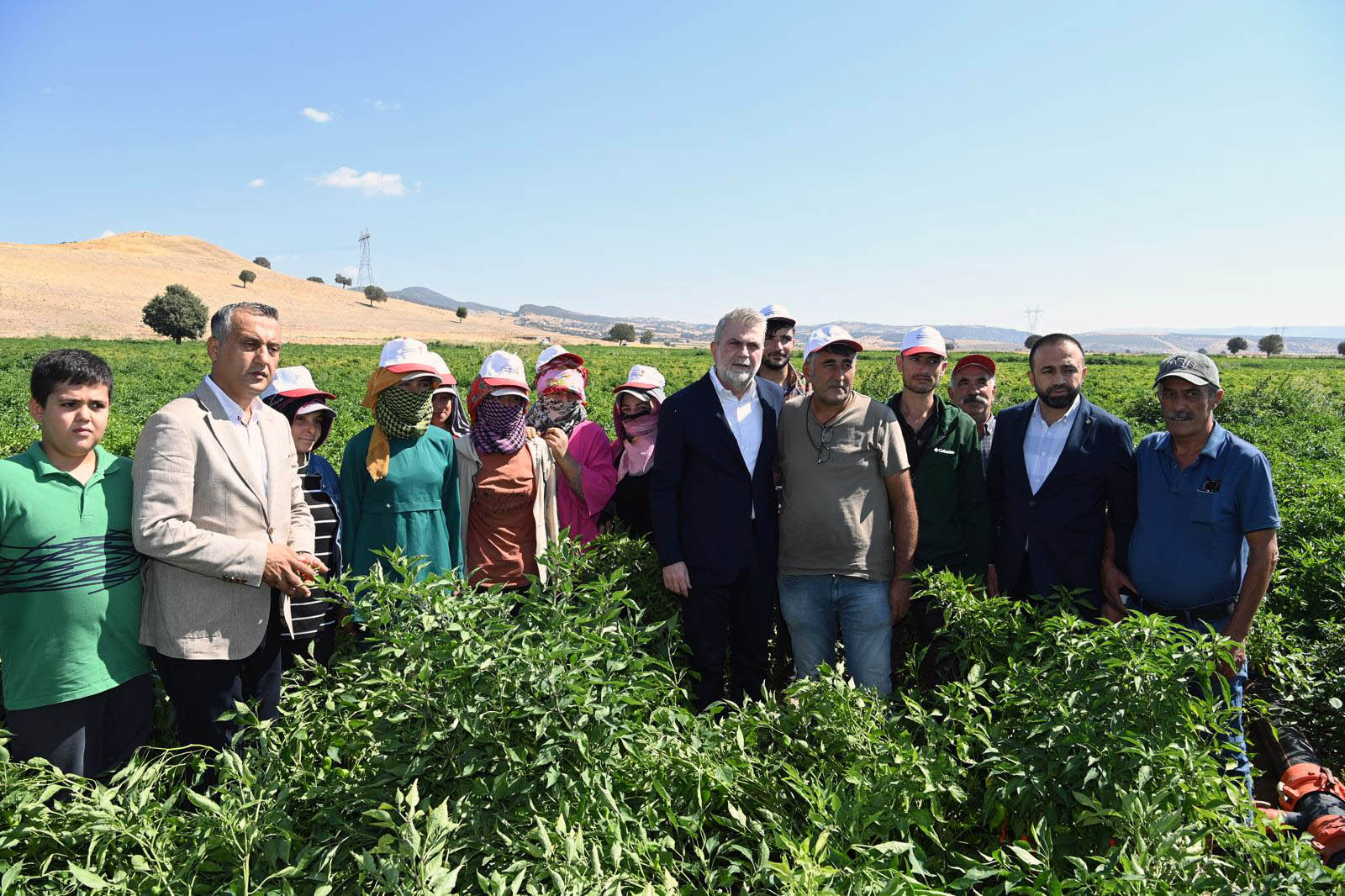 Büyükşehir’den 2025’te Çiftçiye 100 Milyonluk Destek, Üretime Güç