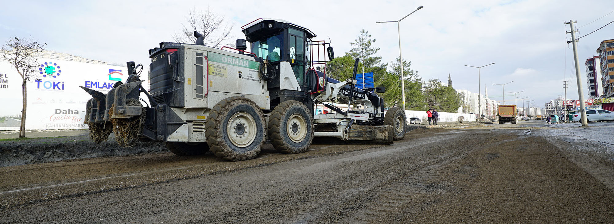 Büyükşehir’den Yağış Sonrası Yollardaki Bozulmalara Hızlı Müdahale