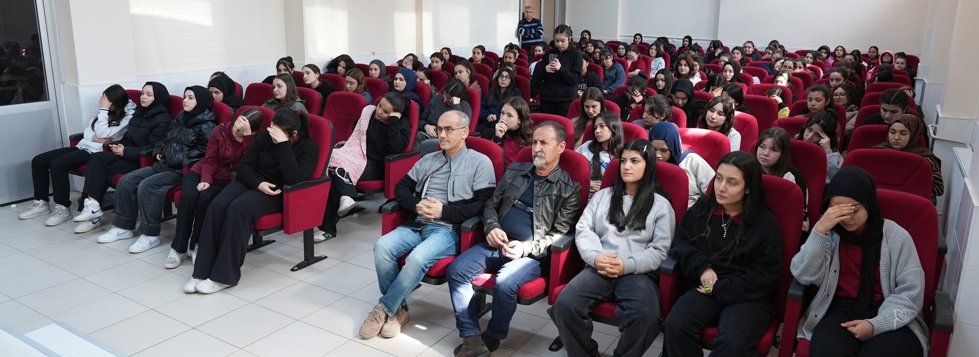 Geleceğin Teminatı Gençlere İklim ve Sıfır Atık Eğitimi