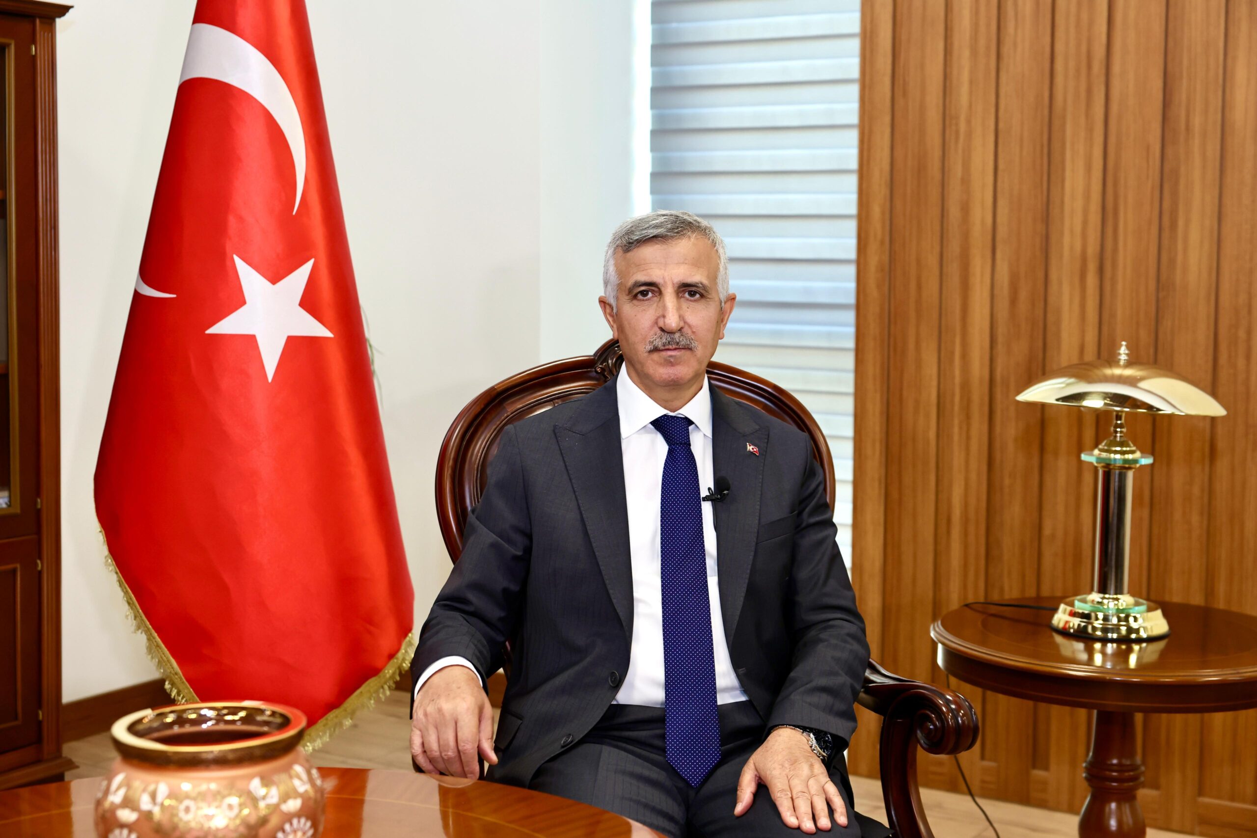 Vali Mükerrem Ünlüer’in 12 Şubat Kurtuluş Günü Mesajı