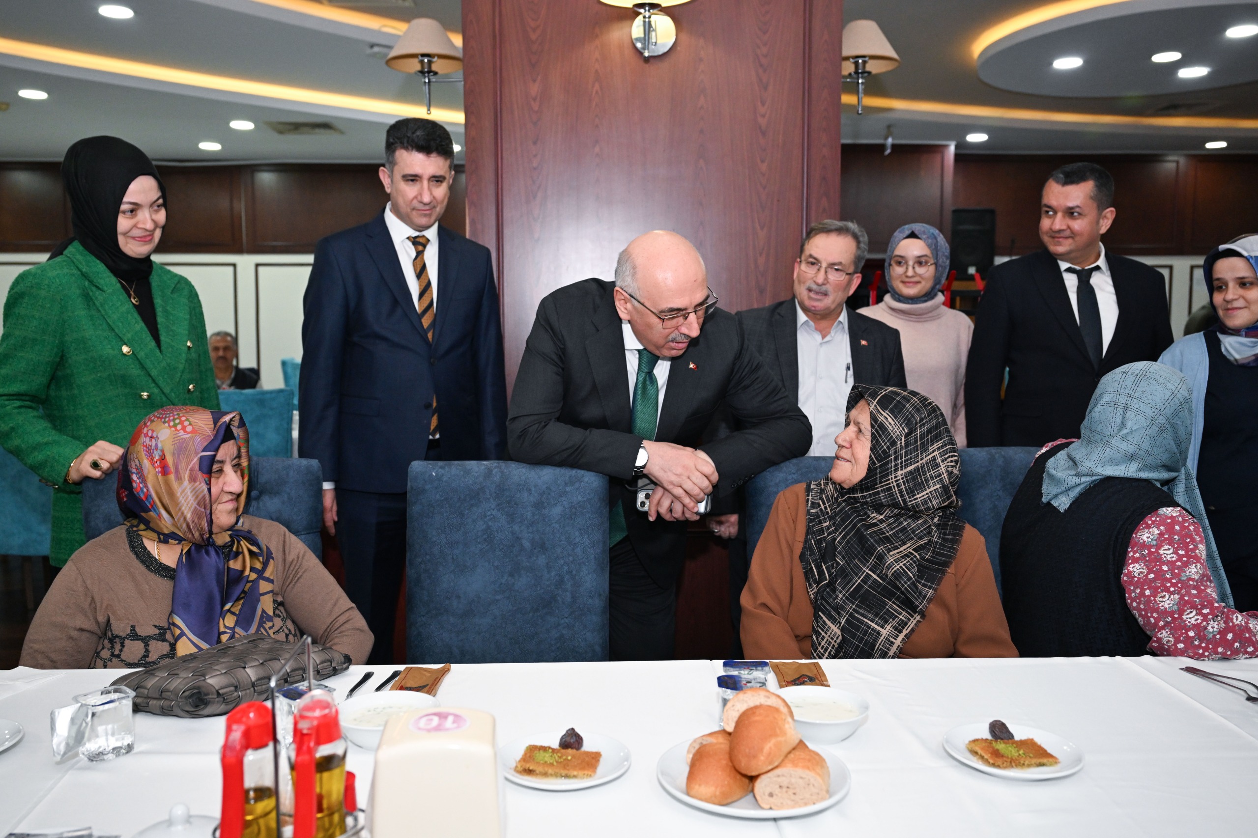 Ramazan’ın Bereketi Huzurevi Sakinleriyle Paylaşıldı