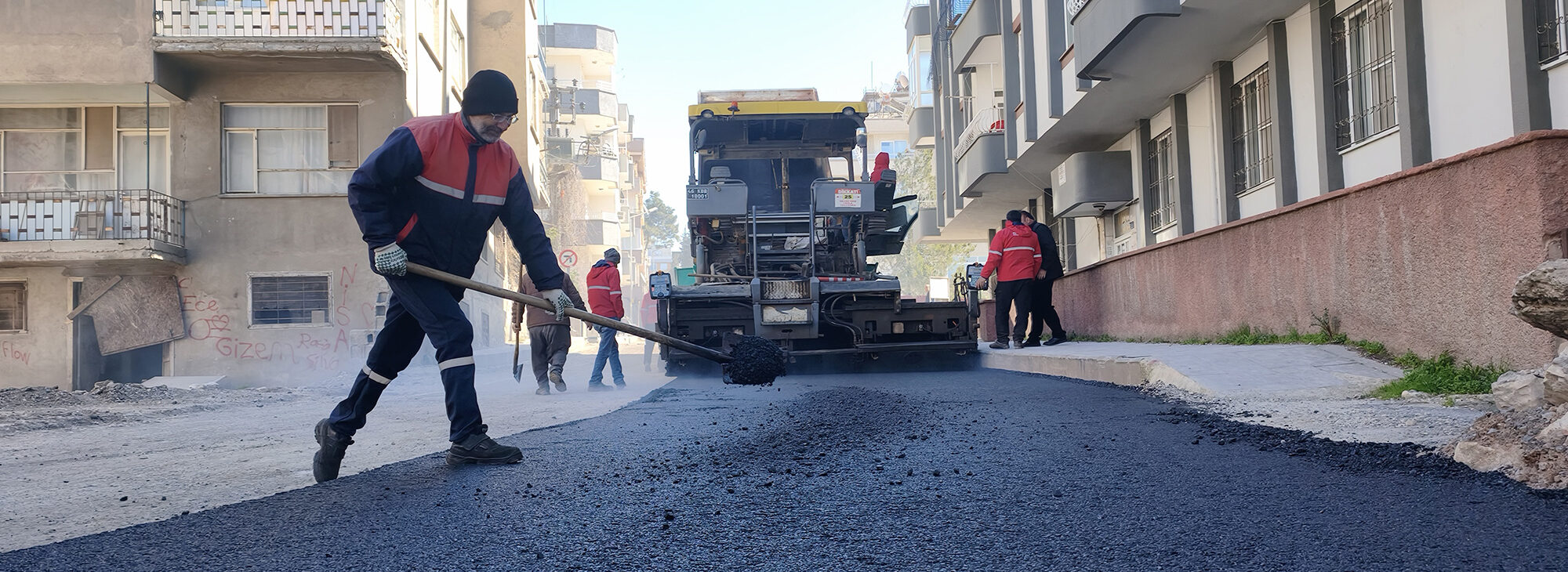 YENİLE YENİLE BİTMİYOR