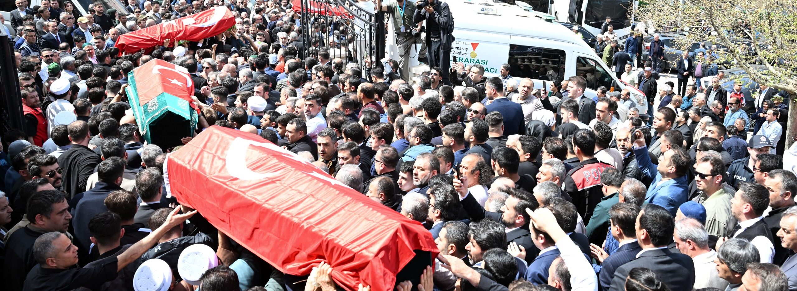 Kahramanmaraş’ta Hayatını Kaybeden Öğrenciler Son Yolculuğuna Uğurlandı
