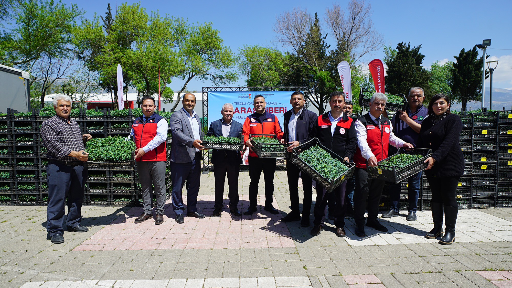 Üreticiye 650 Bin Hibe Biber Fidesi