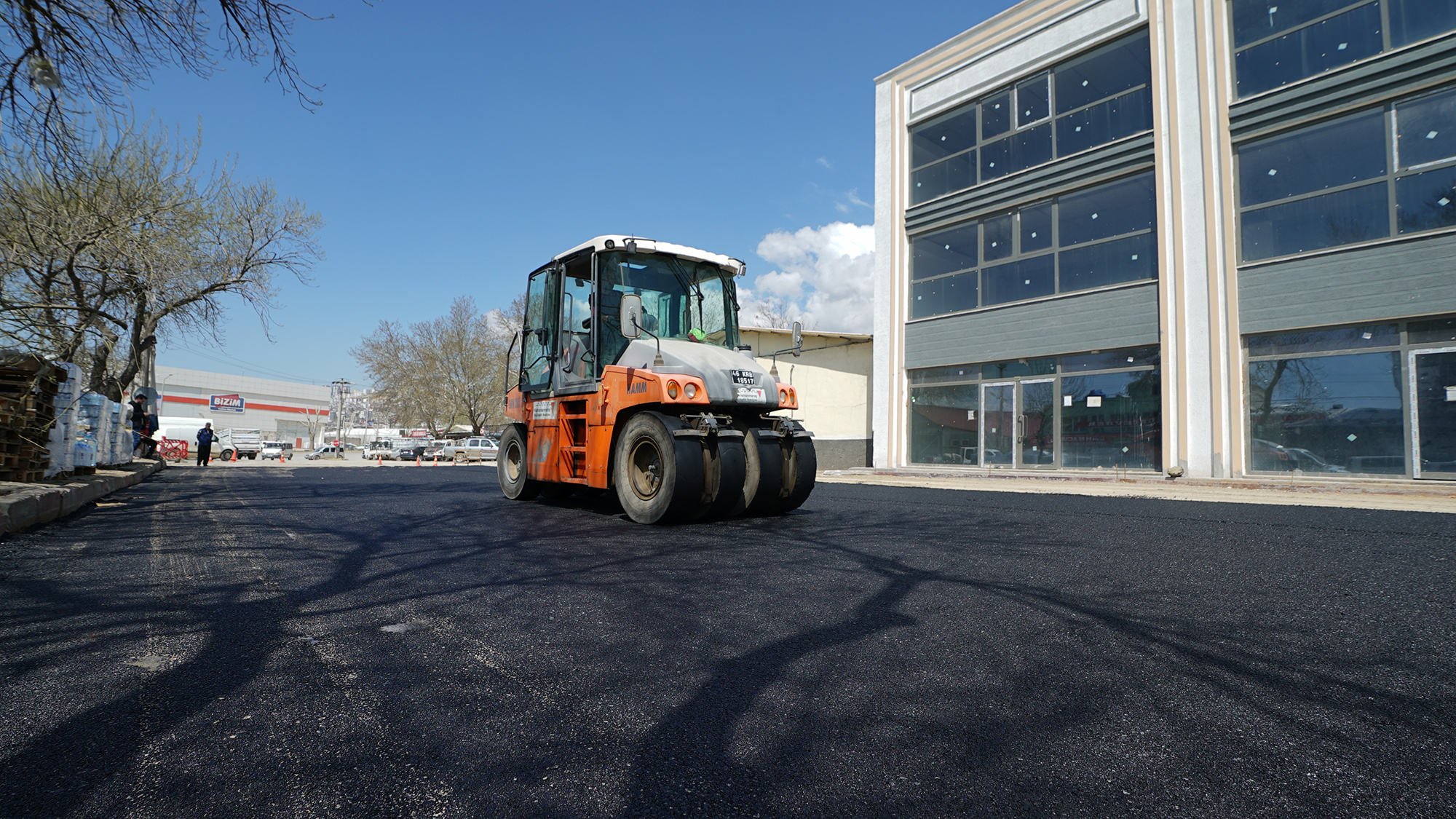 Büyükşehir, Toptancılar Sitesi Yollarını Yeniliyor