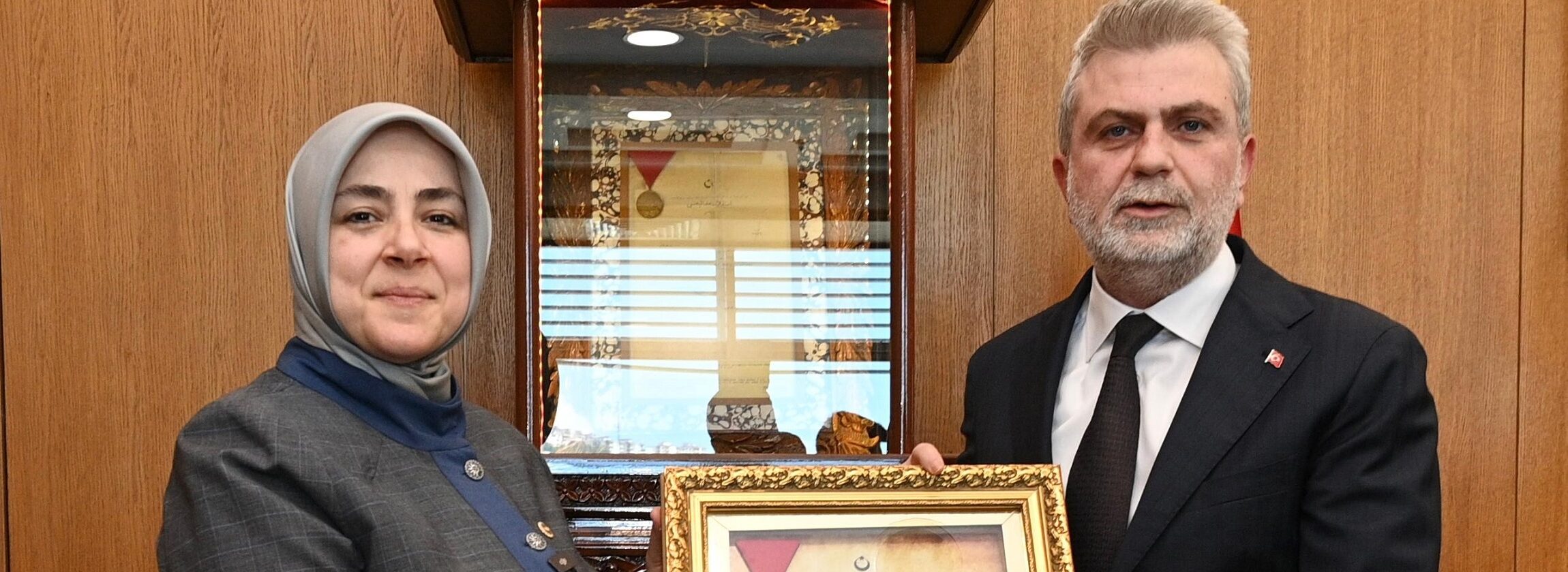 Başkan Görgel, AK Parti Kadın Kolları Başkanı Ercan’ı Makamında Ağırladı