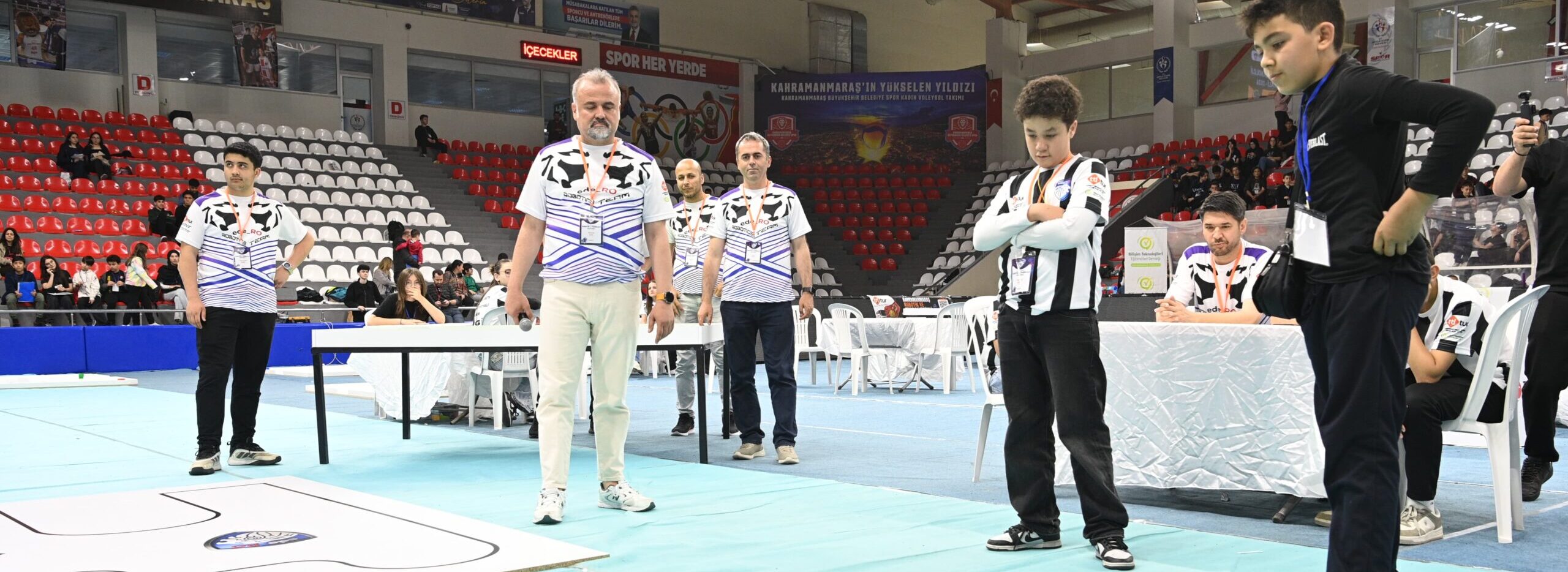 Teknoloji Tutkunu Gençler Robotik Festivalinde Buluştu