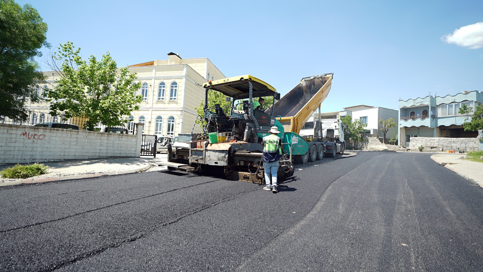 Büyükşehir, Şehir Tarihinin En Büyük Asfalt Hamlesine Start Verdi