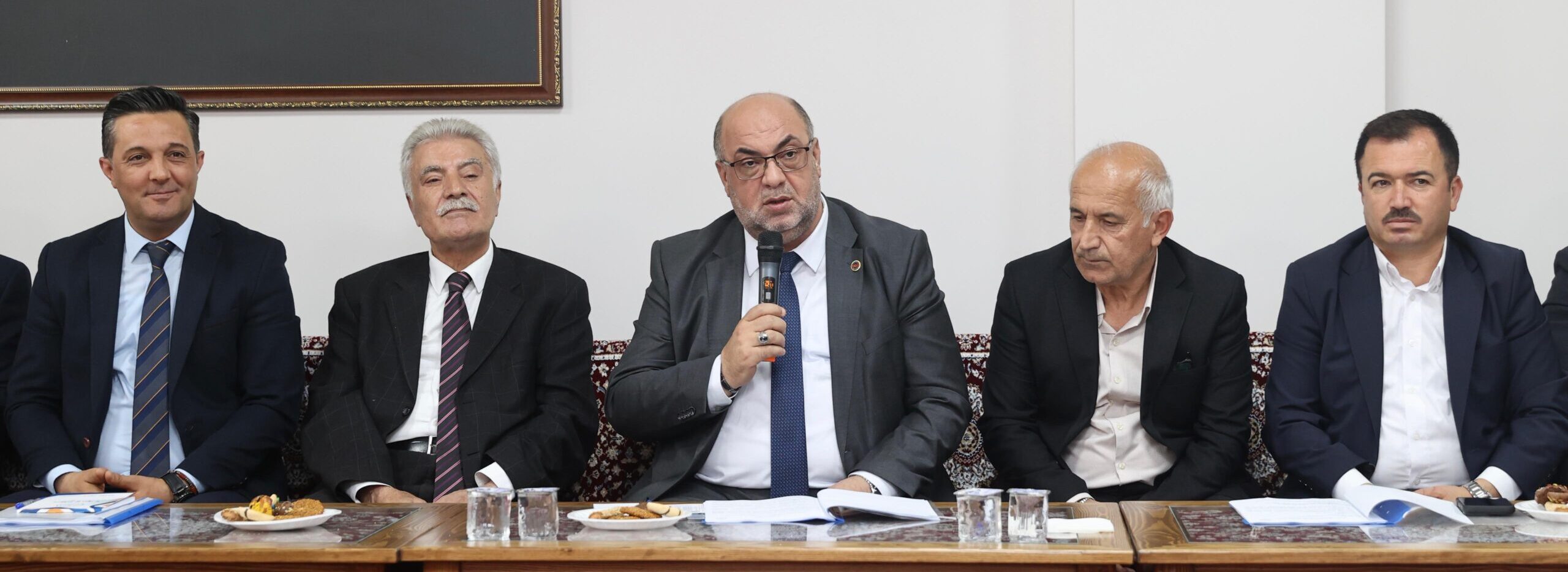 BAŞKAN AKPINAR 91. MAHALLE TOPLANTISINI KARACASU FERHUŞ MAHALLESİ’NDE GERÇEKLEŞTİRDİ
