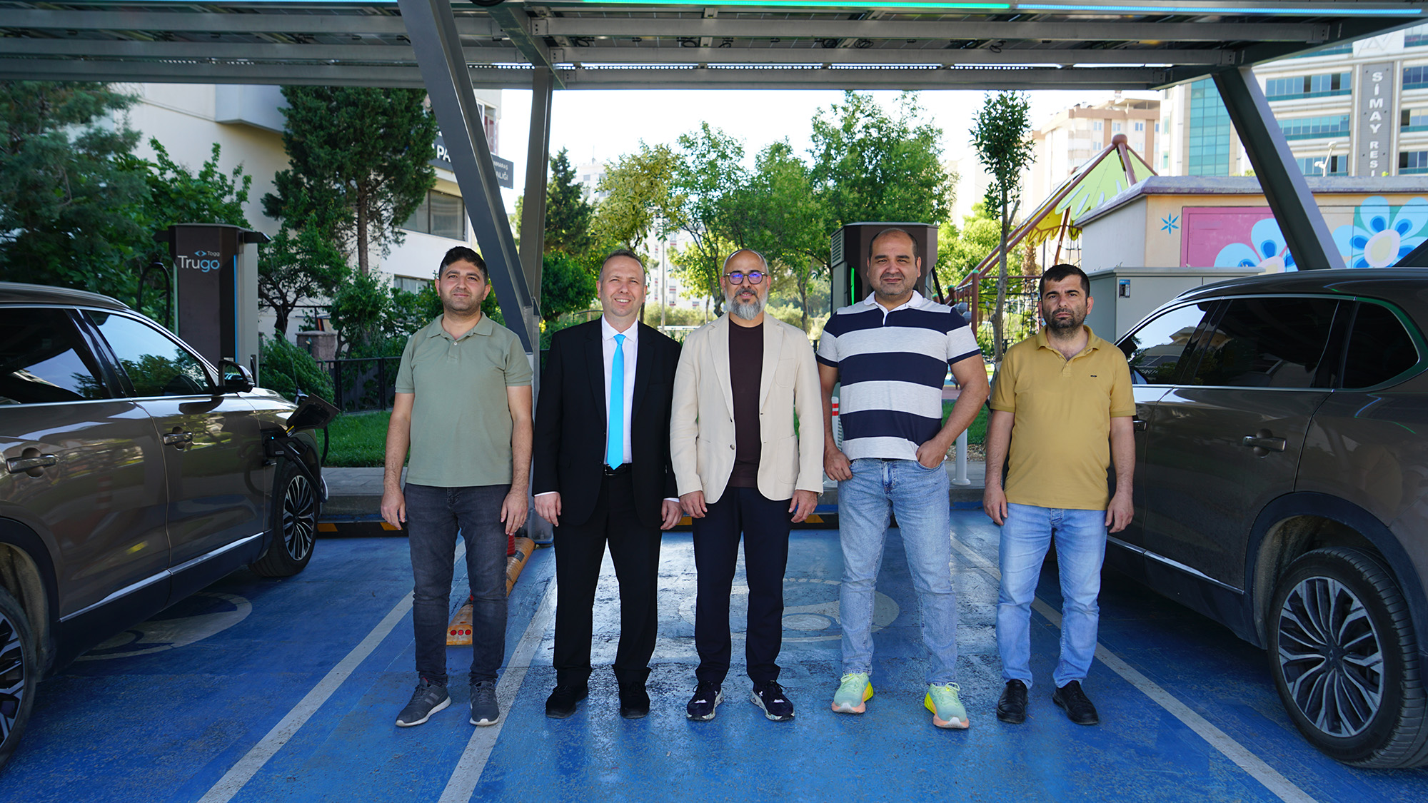 Büyükşehir’in Elektrikli Araç Şarj Altyapısına Trugo’dan Büyük Övgü