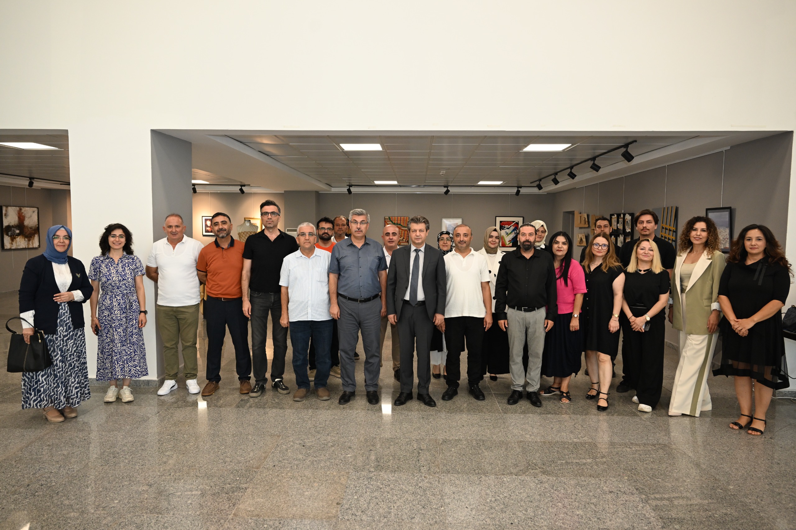 Kahramanmaraş Kültür Yolu Karma Sergisi Sanatseverlerle Buluştu