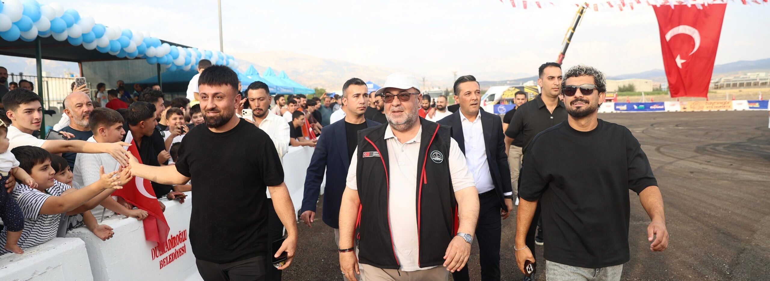 BAŞKAN AKPINAR: “ŞEHRİMİZ EDEBİYAT ŞEHRİ OLDUĞU KADAR SPOR ŞEHRİDİR”