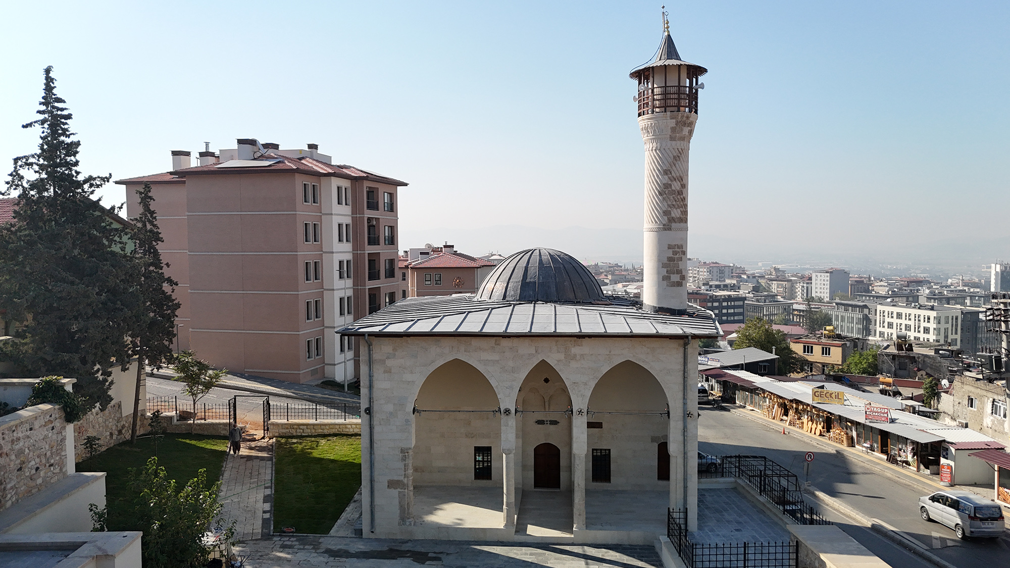 Depremde Hasar Alan 5 Cami Daha Yeniden İbadete Açılıyor