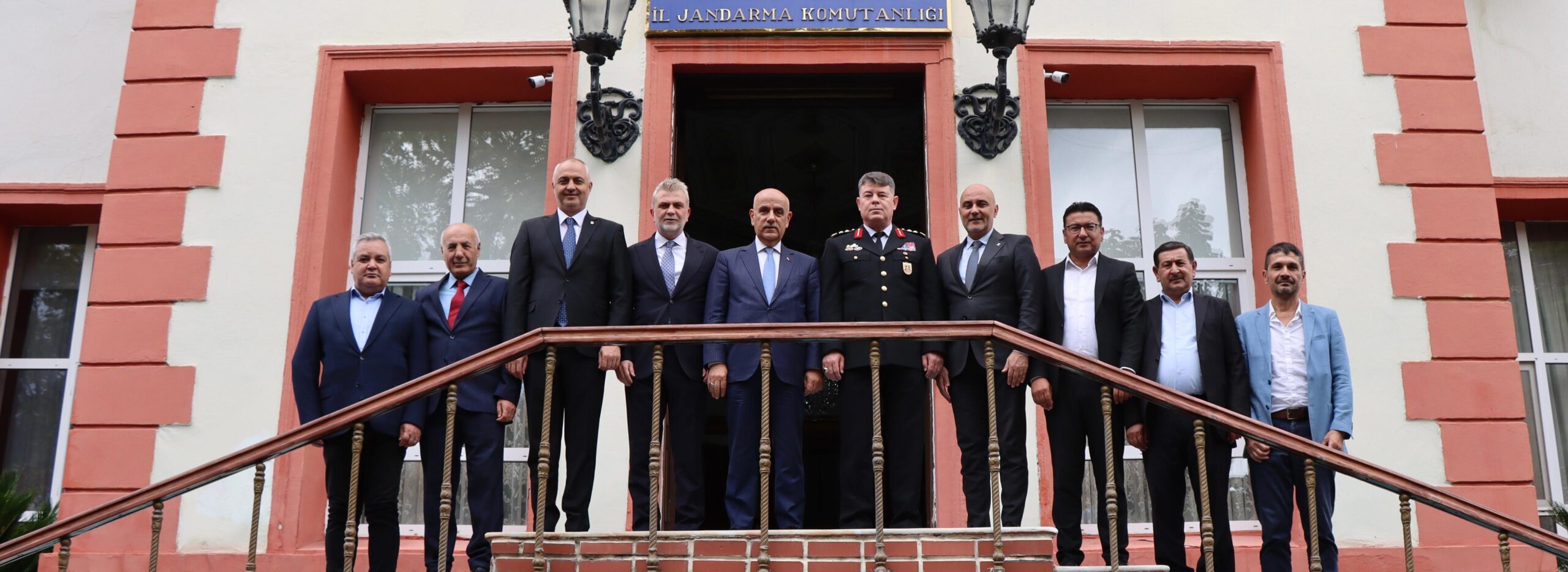 AK Parti Kahramanmaraş Heyeti İl Jandarma Komutanı Tataroğlu’nu Ziyaret Etti