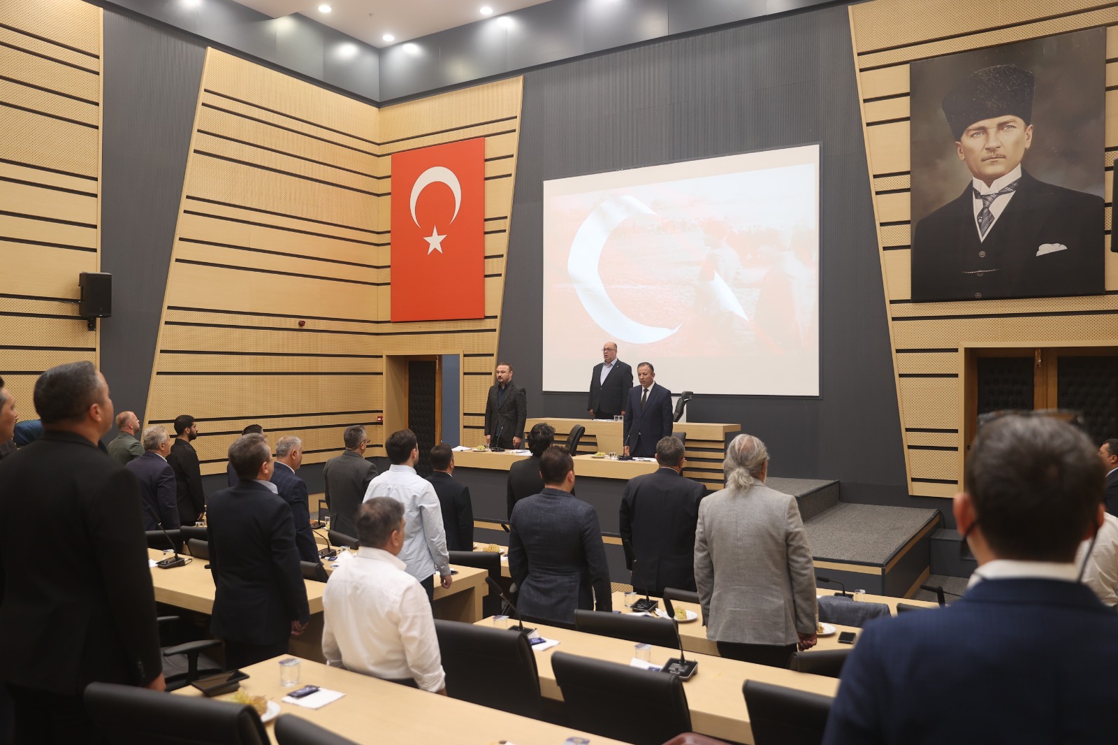 DULKADİROĞLU BELEDİYE MECLİSİNDE 2027 YILI BÜTÇESİ MASAYA YATIRILDI